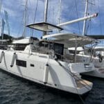 catamarano-lagoon-42-green-charter
